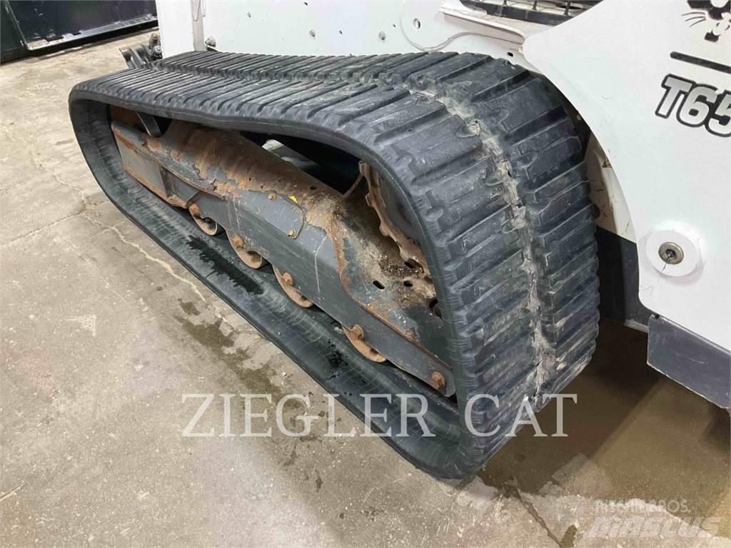 Bobcat T650 궤도식 로우더