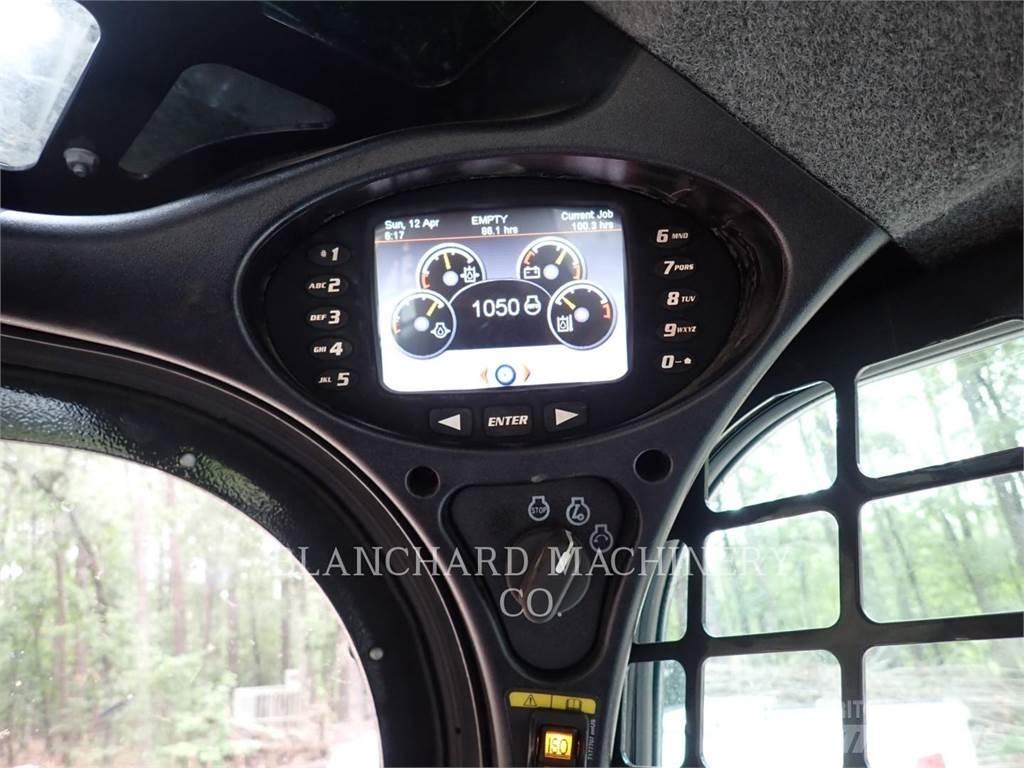 Bobcat T770 궤도식 로우더