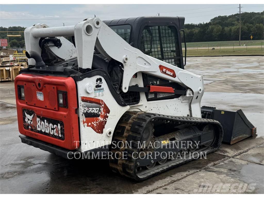 Bobcat T770  스키드로더