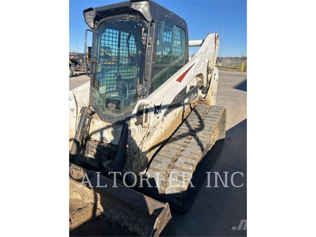 Bobcat T770  스키드로더
