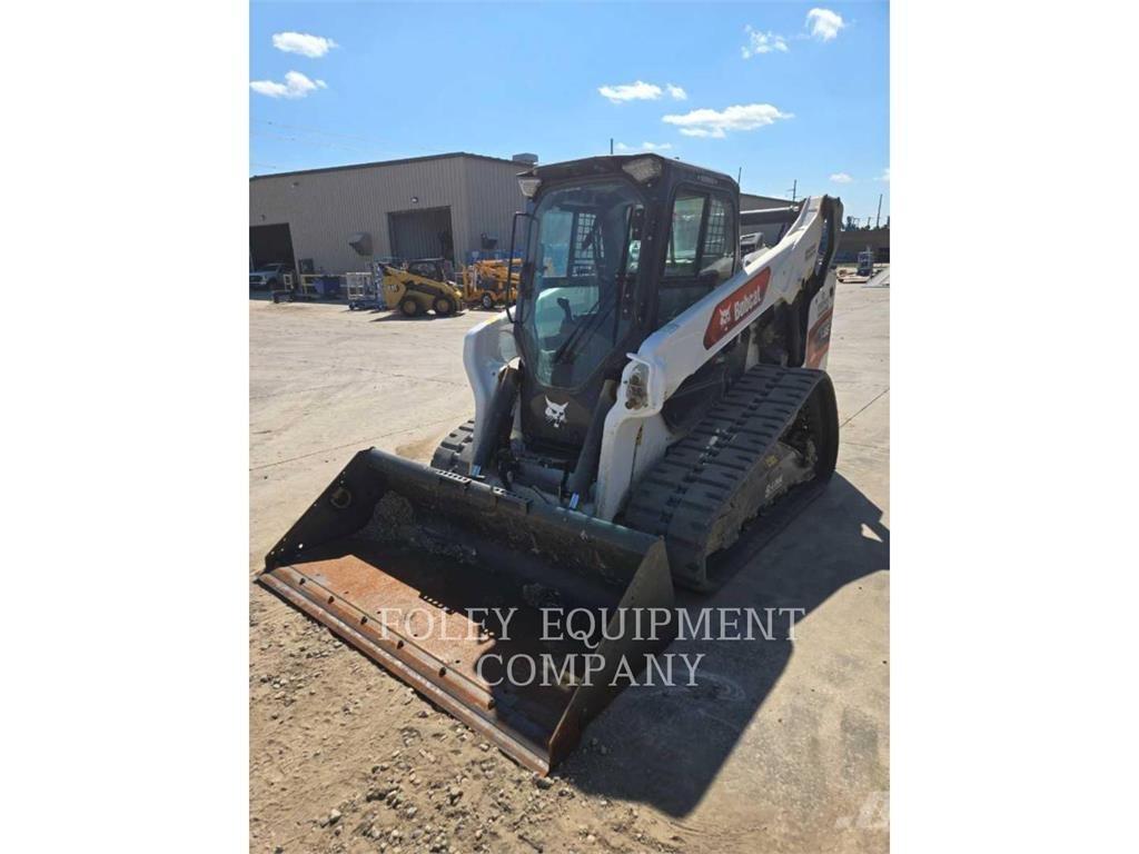 Bobcat T86  스키드로더