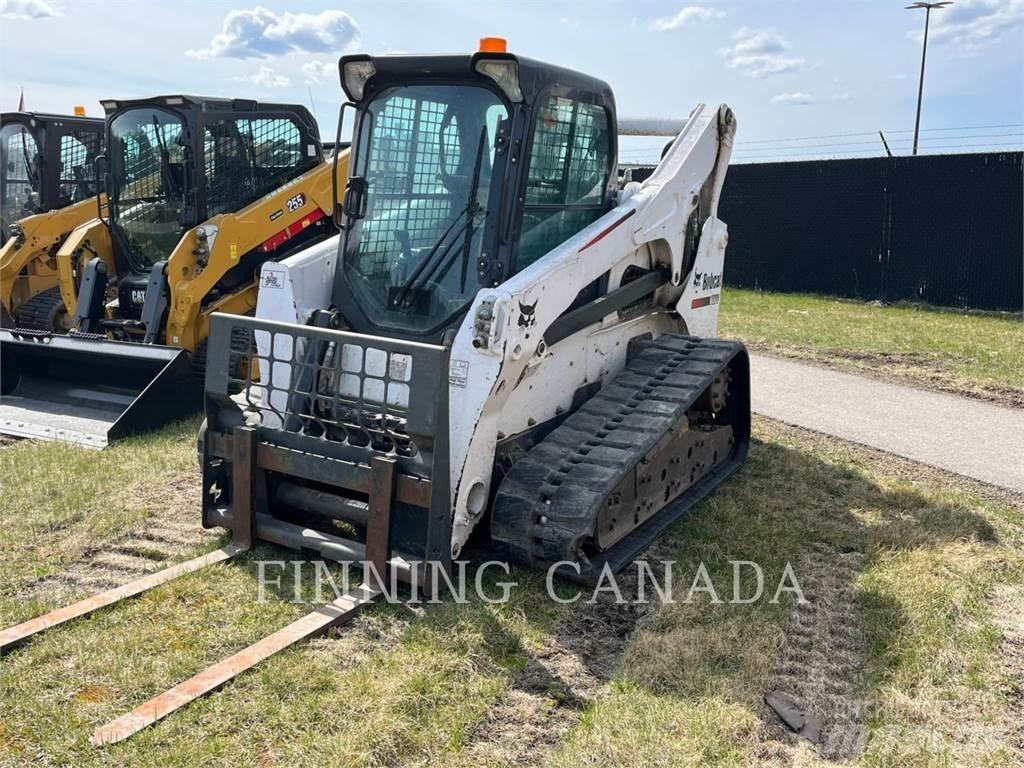 Bobcat T870  스키드로더