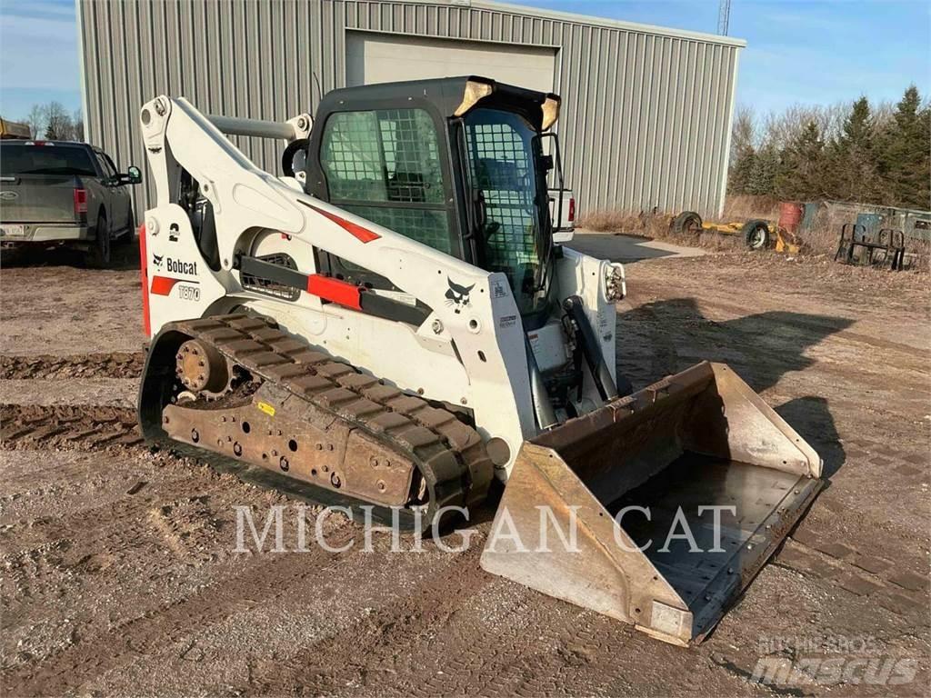 Bobcat T870  스키드로더