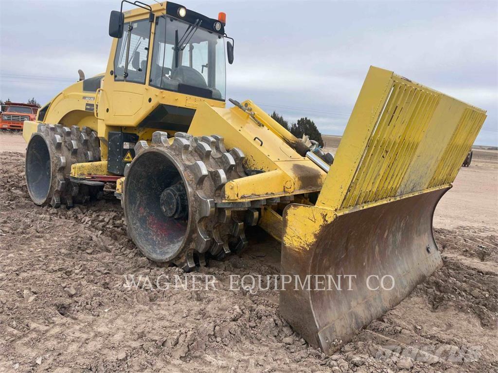 Bomag BC462EB  휠로우더
