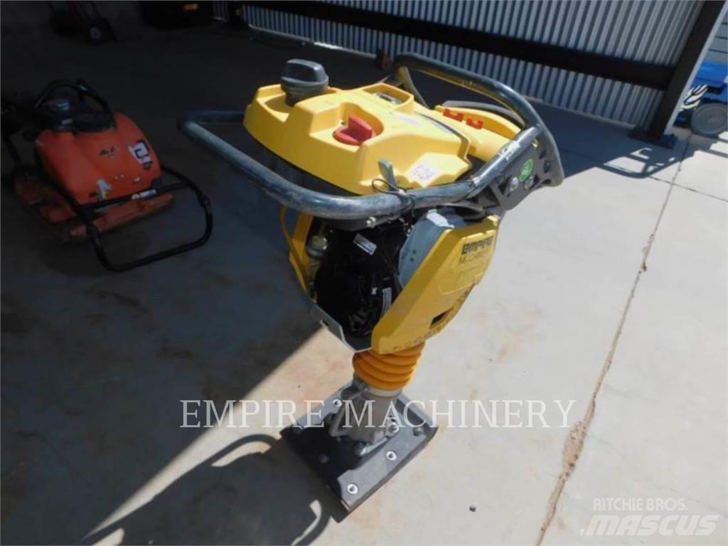 Bomag BT50  휠로우더