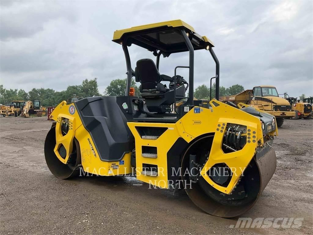 Bomag BW161 트윈 드럼 롤러