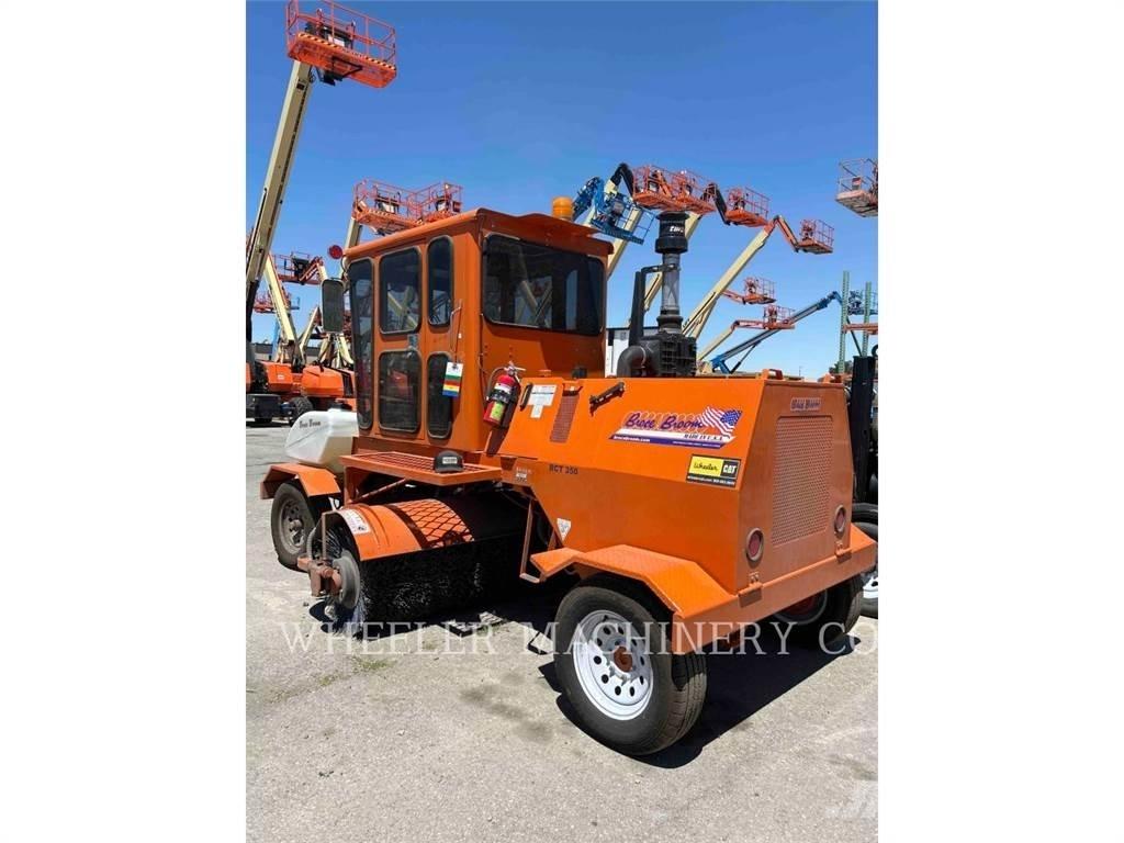 Broce BROOM 4 도로 청소차