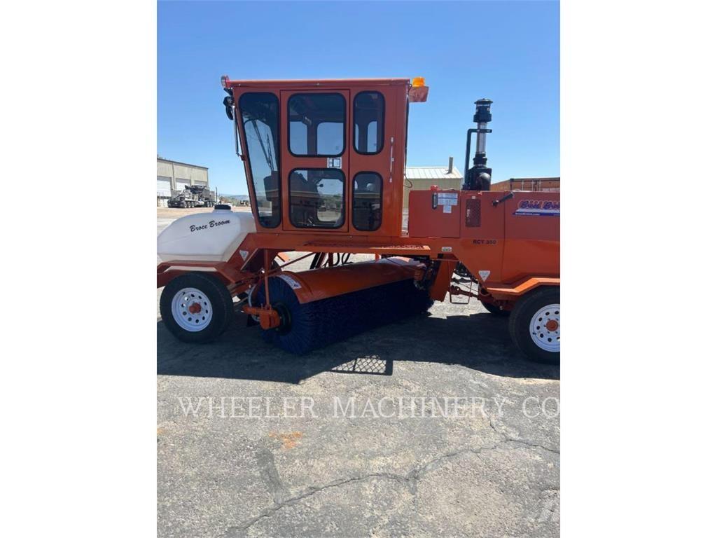 Broce BROOM 4 도로 청소차