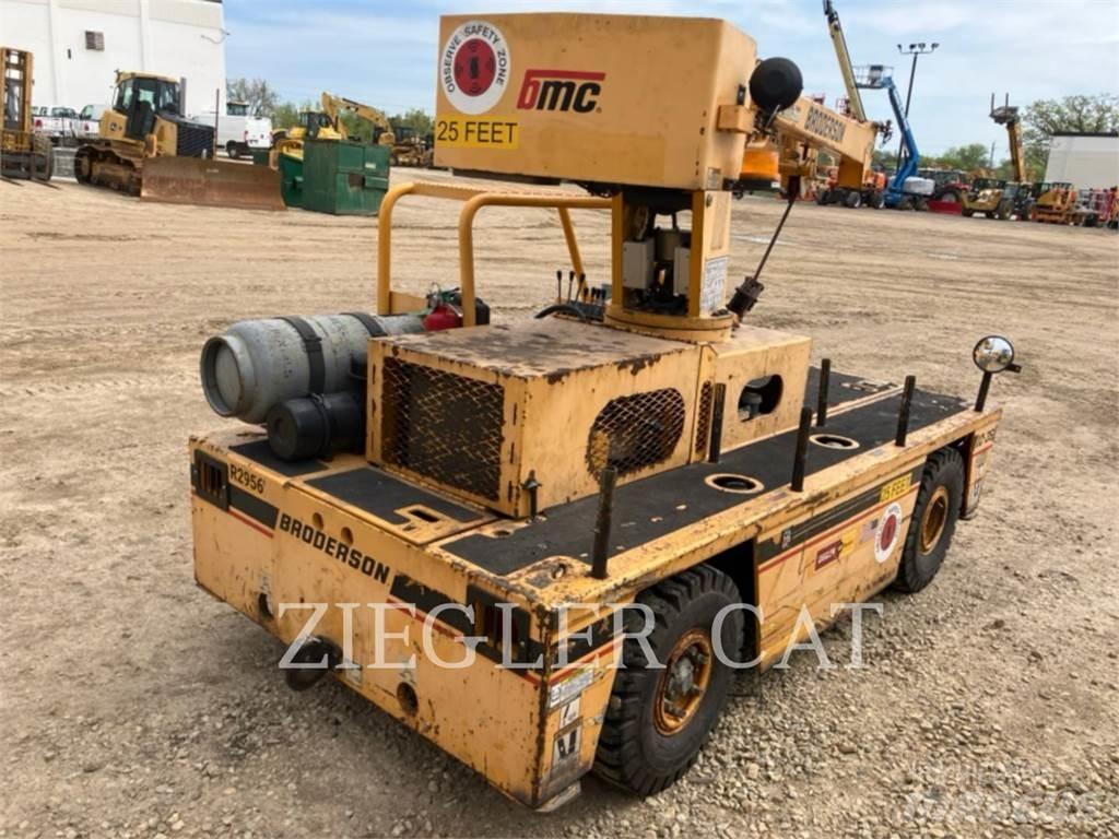 Broderson IC352F A/T 크레인