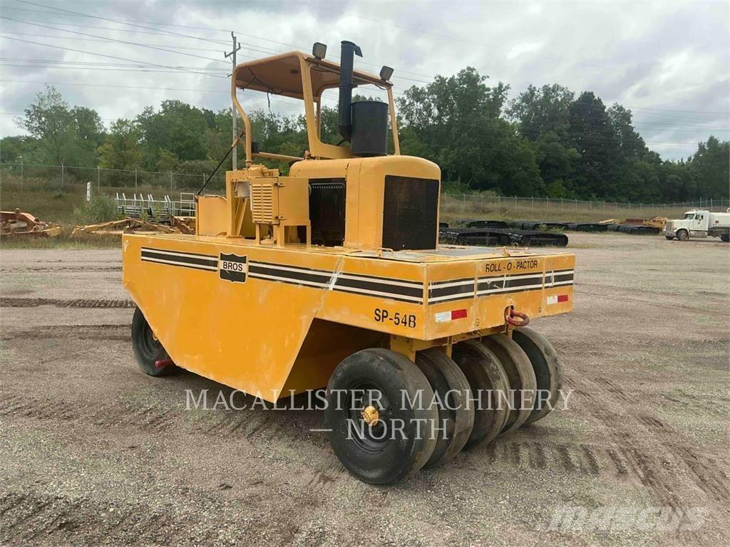 Bros SP-54B 공기 타이어 롤러
