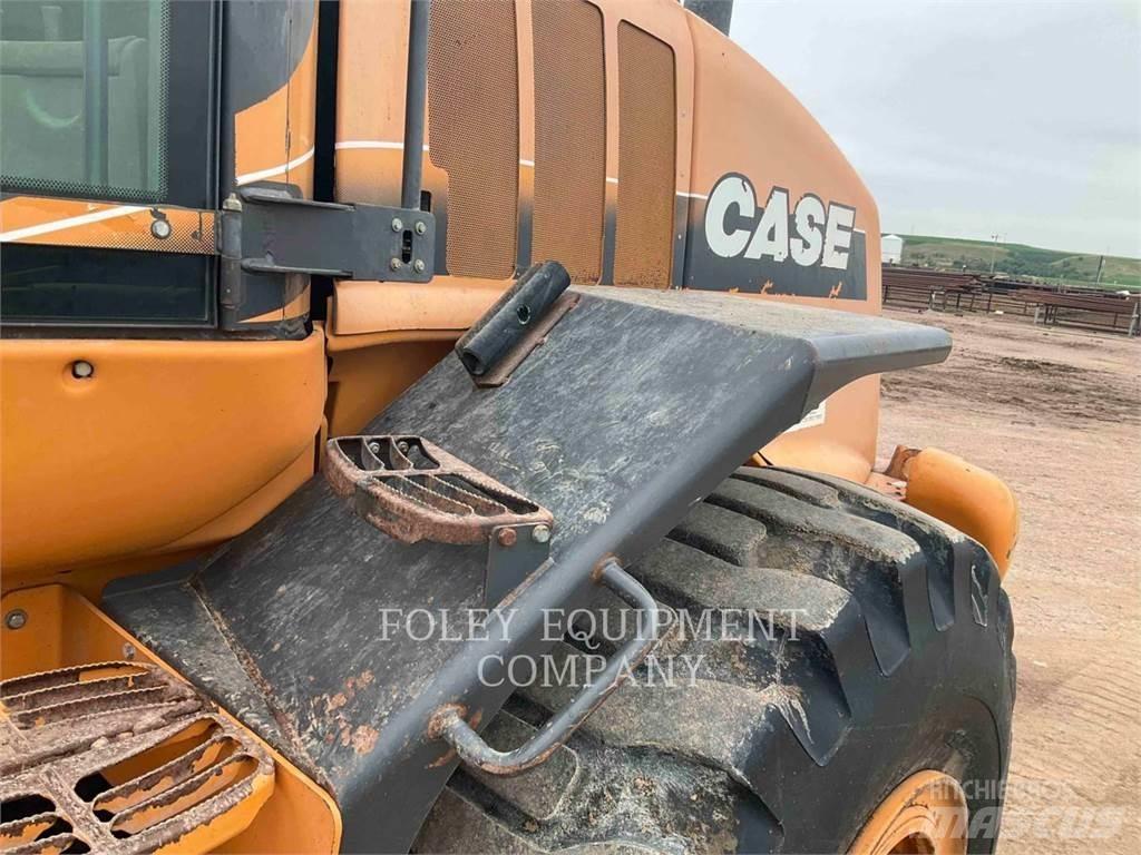 CASE 821E  휠로우더
