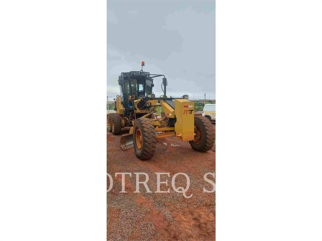 CAT 120 그레이더