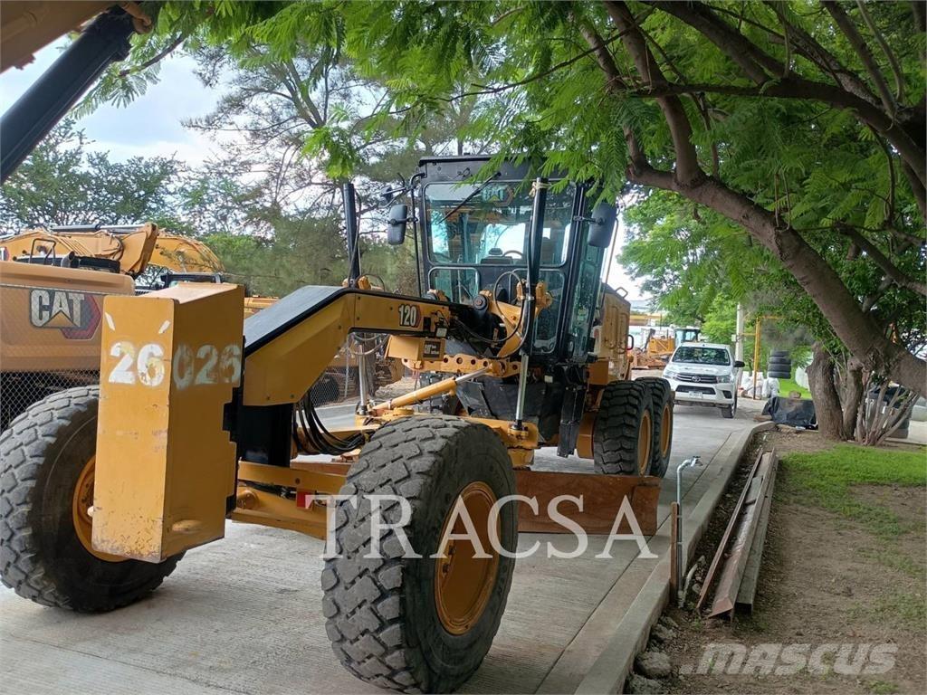 CAT 120 그레이더