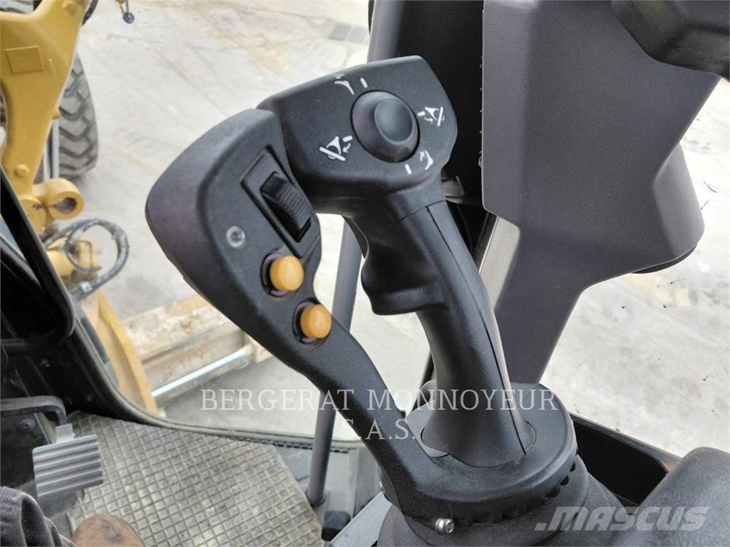 CAT 120-14 그레이더