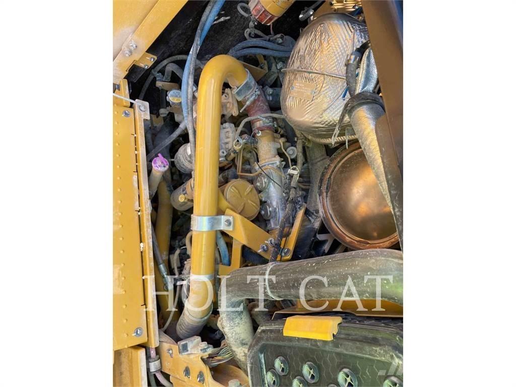 CAT 120 JOY3 그레이더