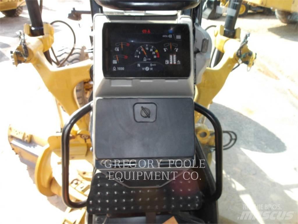 CAT 12014 그레이더