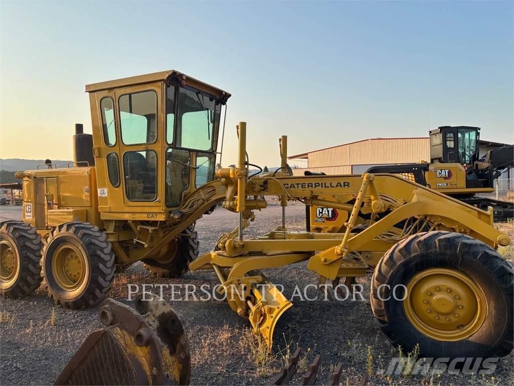 CAT 120G 그레이더