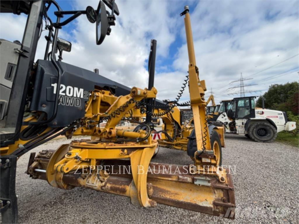 CAT 120M 그레이더
