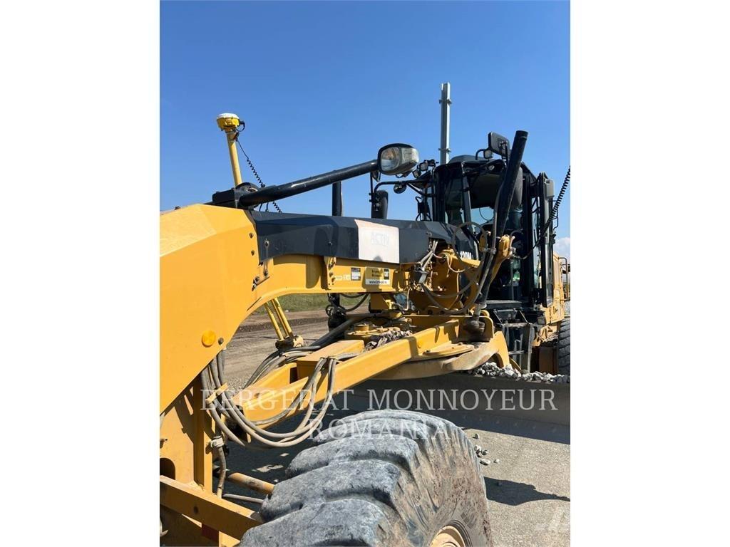 CAT 120M2 그레이더