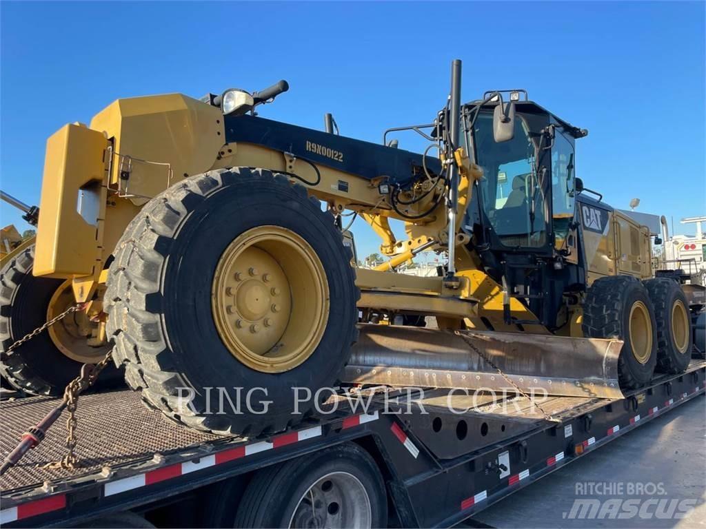 CAT 120M2T4 그레이더