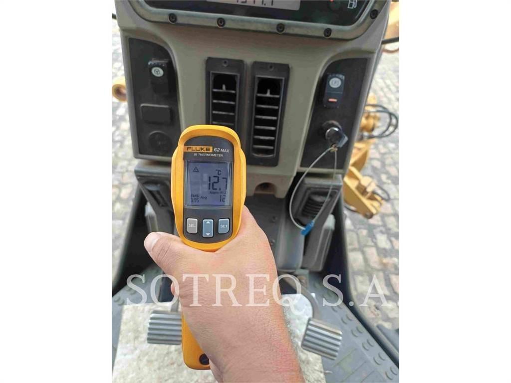 CAT 12M 그레이더