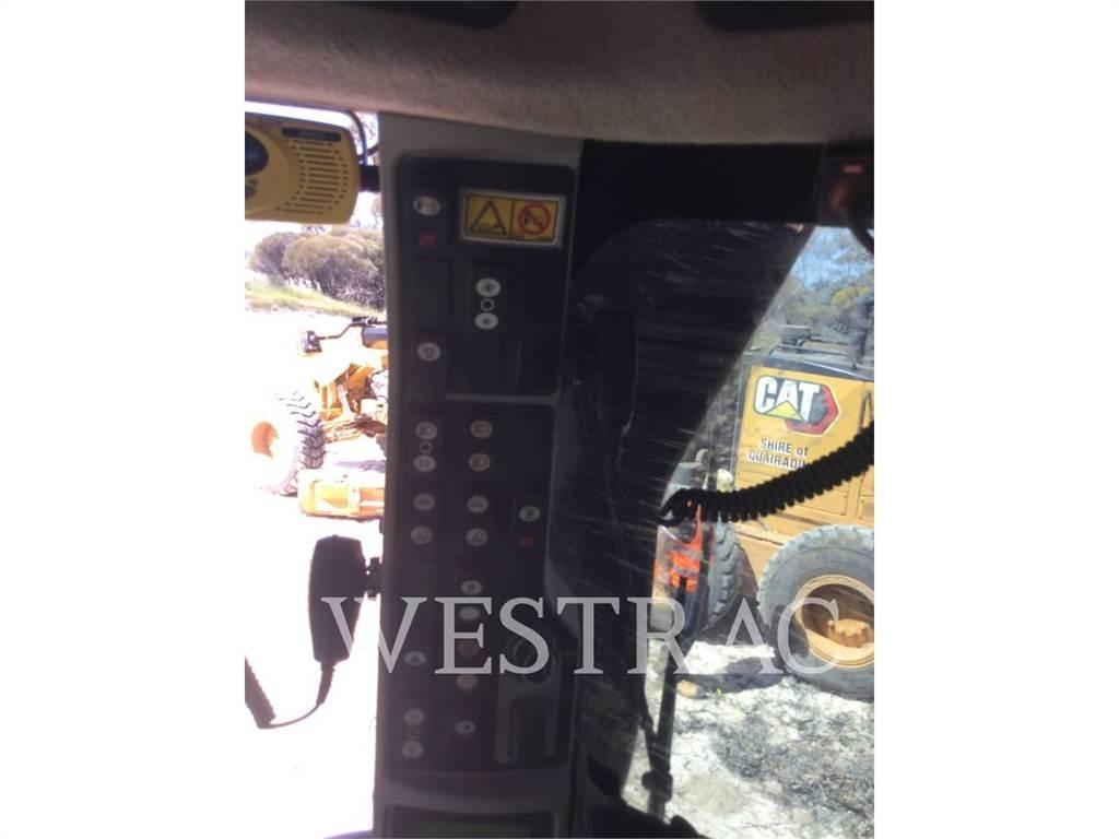 CAT 12M 그레이더