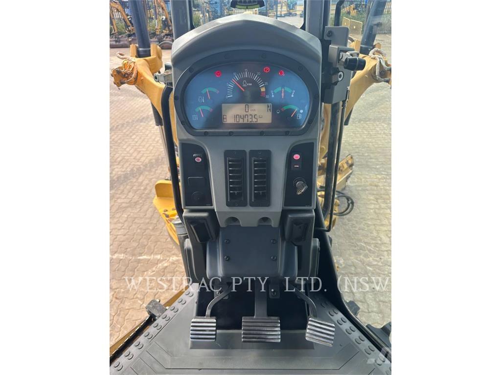 CAT 12M 그레이더