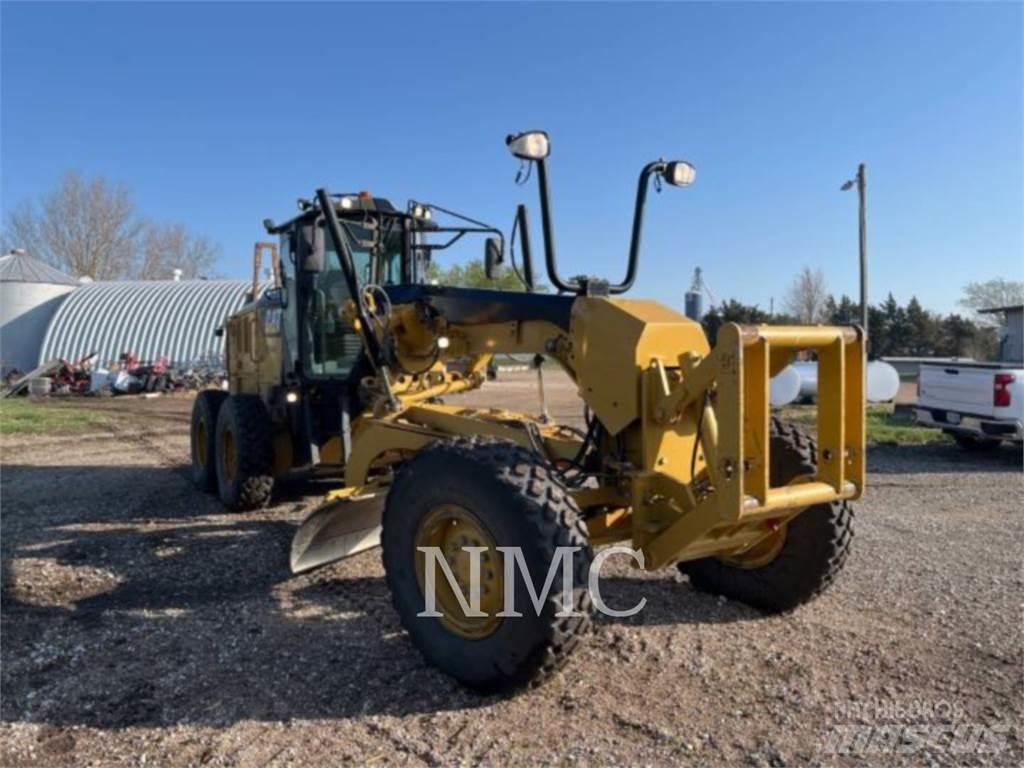 CAT 12M2 그레이더