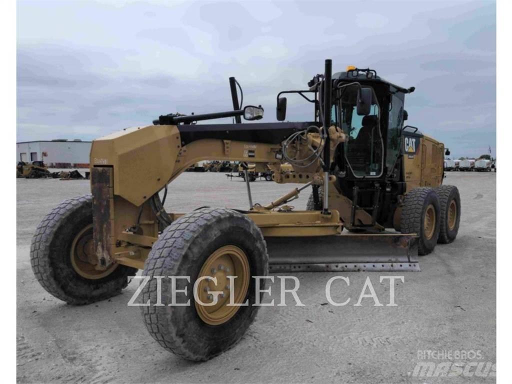 CAT 12M2 그레이더