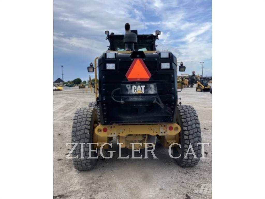 CAT 12M2 그레이더