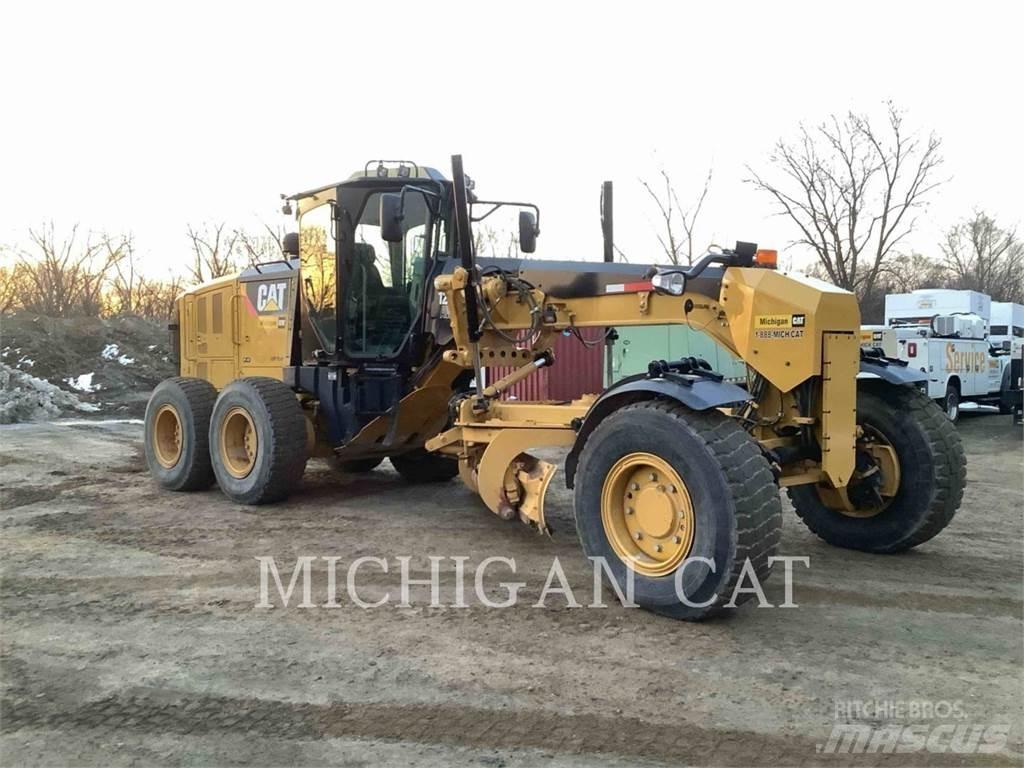 CAT 12M2 AWD 그레이더