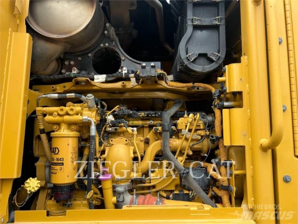 CAT 12M2AWD 그레이더
