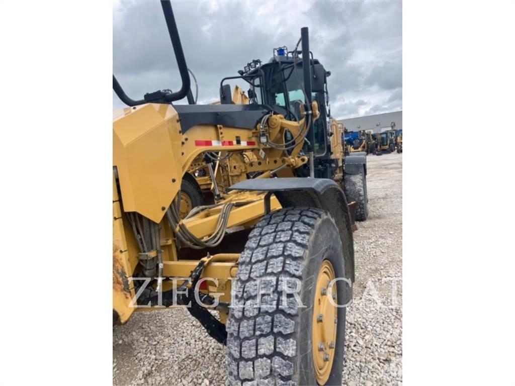 CAT 12M2AWD 그레이더