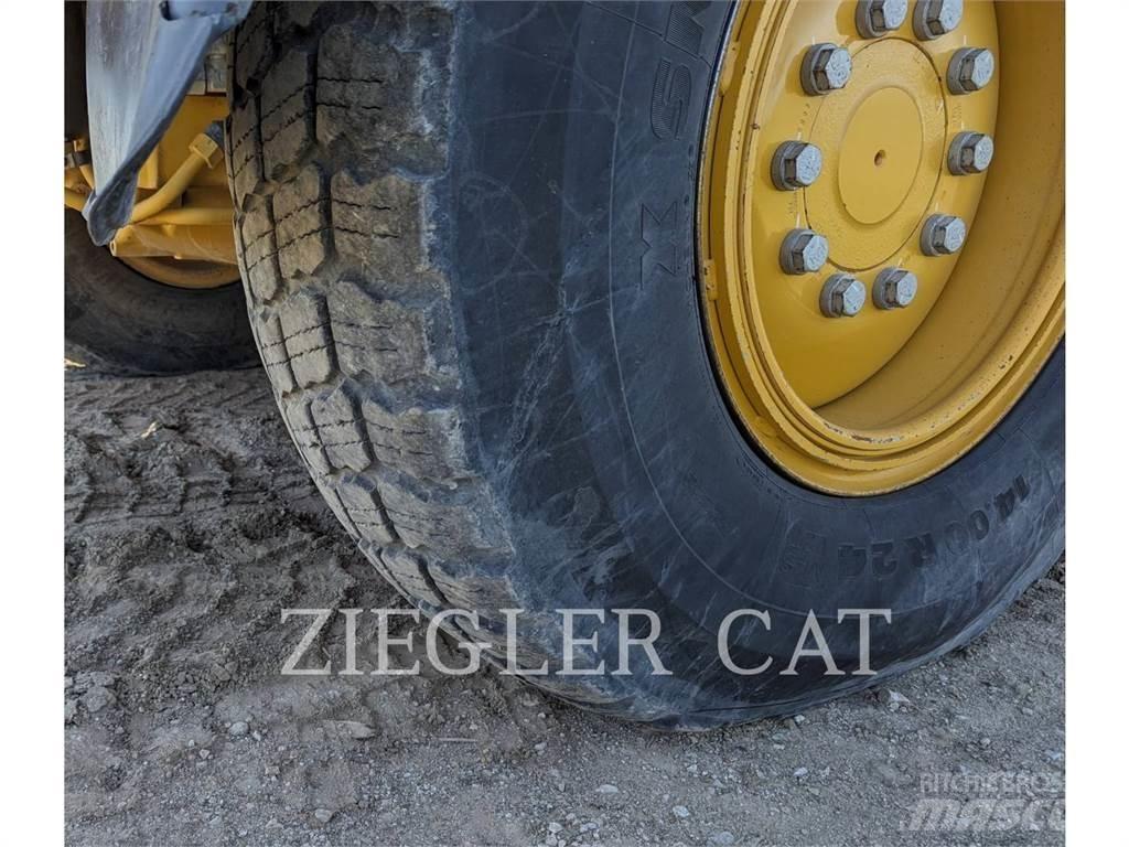 CAT 12M3AWD 그레이더