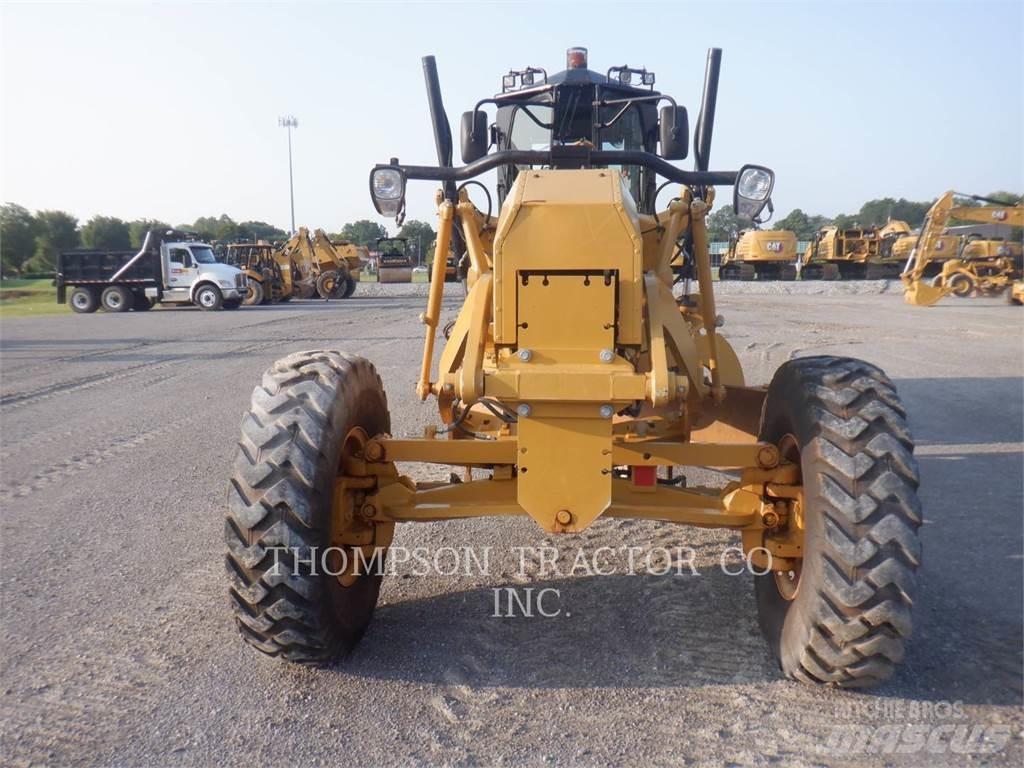 CAT 140 그레이더