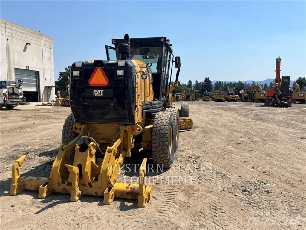 CAT 140 그레이더