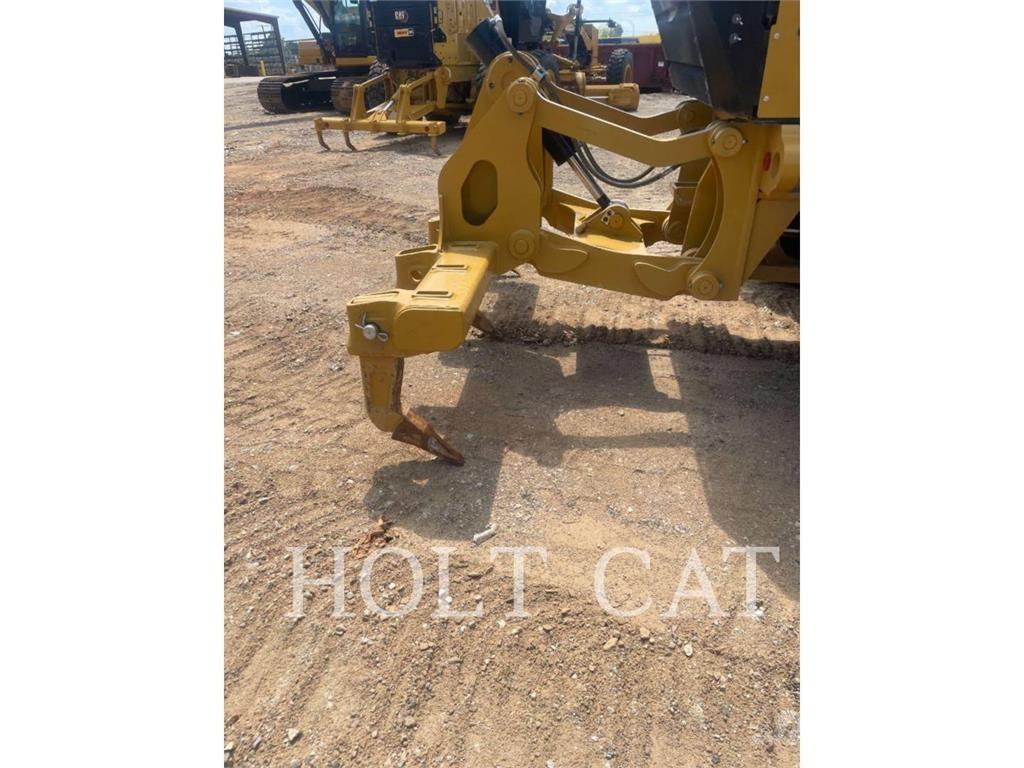 CAT 140 그레이더