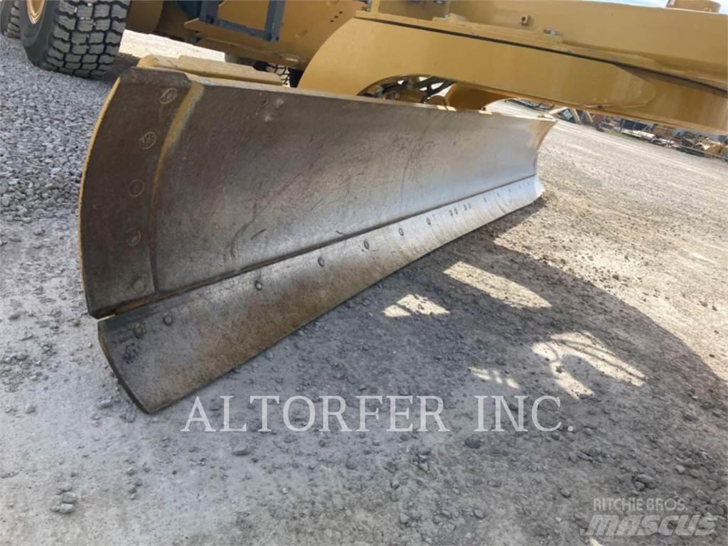 CAT 140-15AWD 그레이더