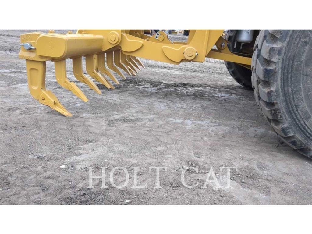 CAT 140 AWD 그레이더