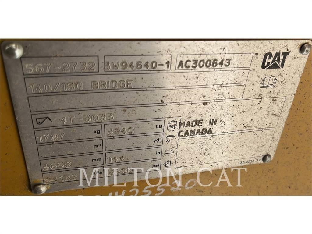 CAT 140 MASTLESS WING 제설기