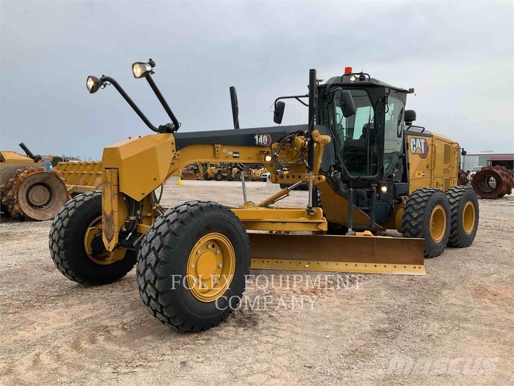 CAT 14015AWD 그레이더