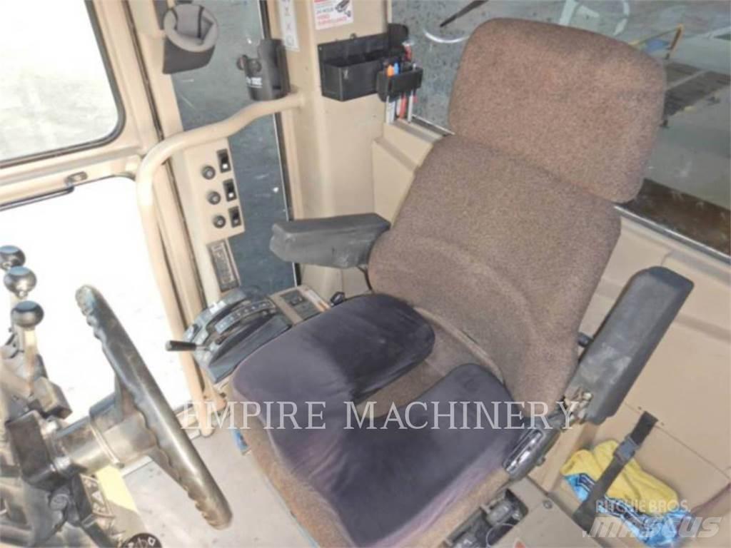 CAT 140H 그레이더