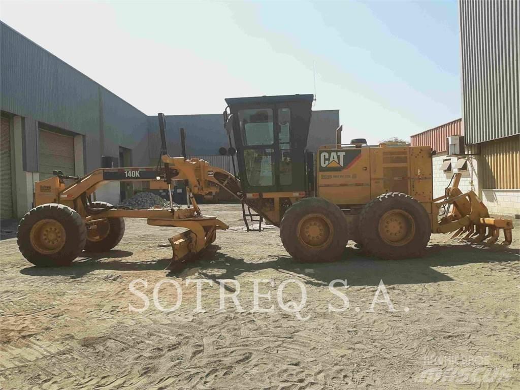 CAT 140K 그레이더