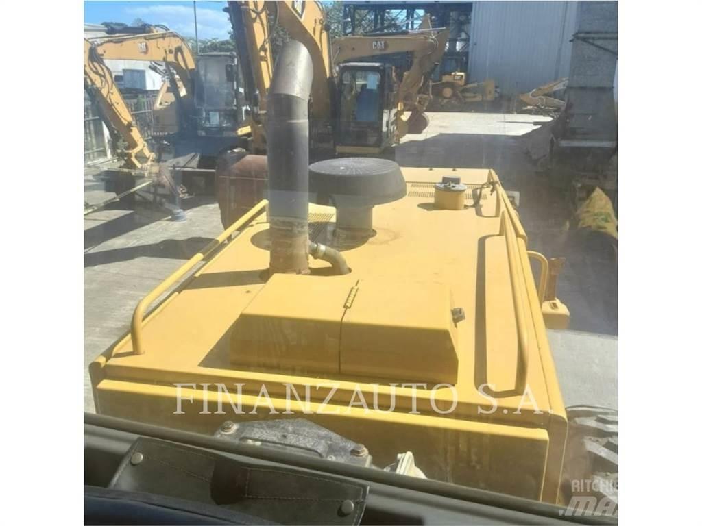 CAT 140K 그레이더