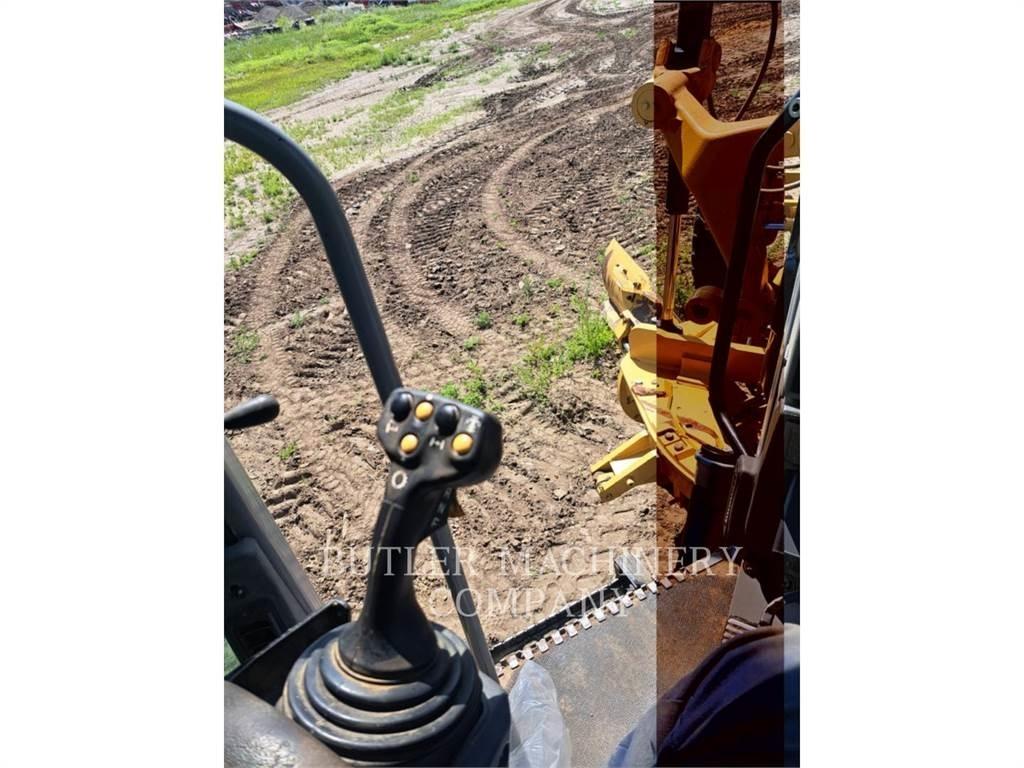 CAT 140M 그레이더