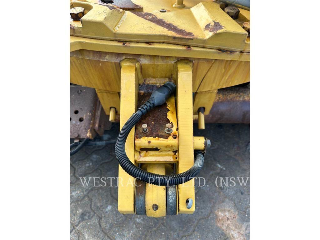 CAT 140M 그레이더