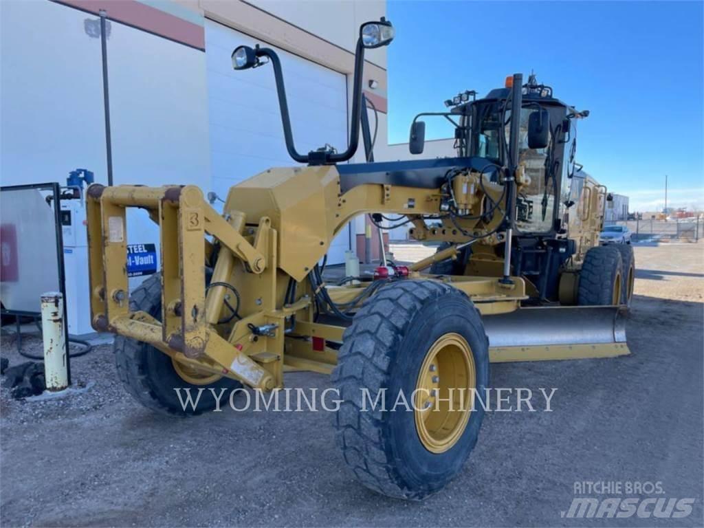 CAT 140M 2 그레이더