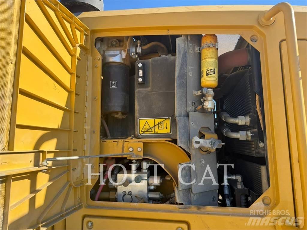 CAT 140M2 AWD 그레이더