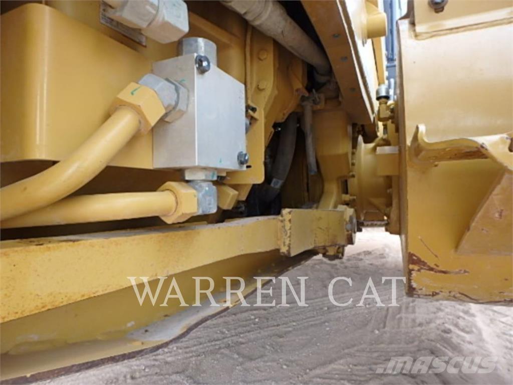 CAT 140M3 AWD 그레이더