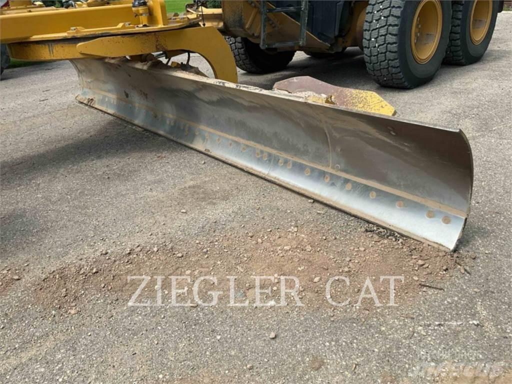 CAT 140M3AWD 그레이더